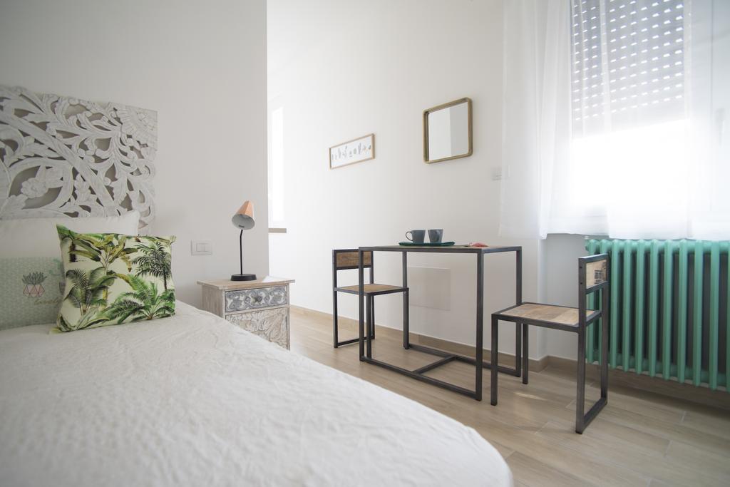 La Maison Extravagante Saronno Buitenkant foto